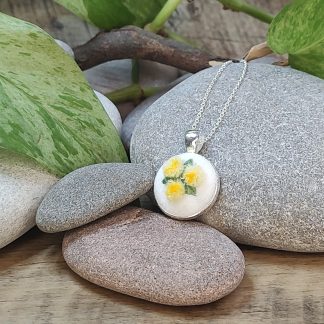 Fluffy flower Bouquet Hand Embroidered Pendant Necklace