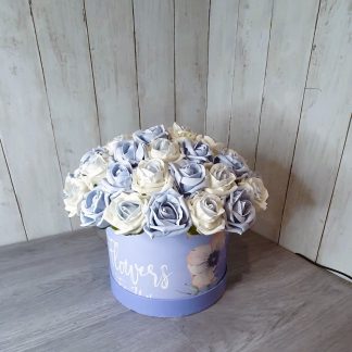 Flower Hat Box, Flower Arrangement, Mothers Day Flowers, Rose Hat Box, Flower Gift, Birthday Gift, Christmas Flowers, Mother of the Bride