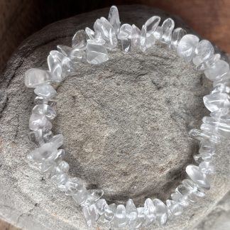 Clear quartz chip bracelet